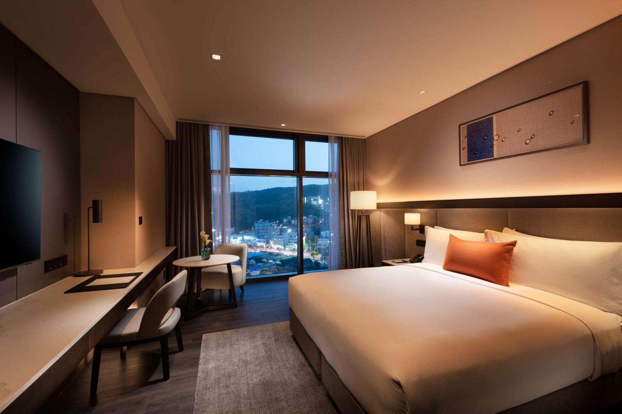 Doubletree By Hilton Seoul Pangyo Hotel ซองนัม ภายนอก รูปภาพ