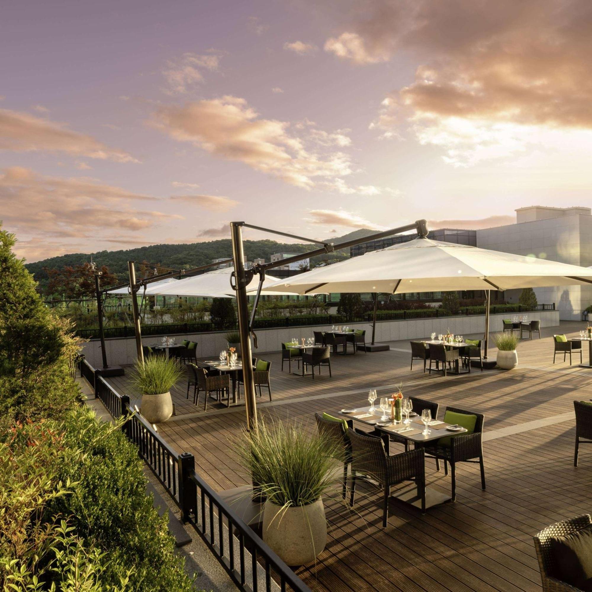 Doubletree By Hilton Seoul Pangyo Hotel ซองนัม ภายนอก รูปภาพ